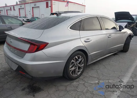2021 Hyundai Sonata Sel z USA, uszkodzony, nr VIN KMHL64JA1MA152116